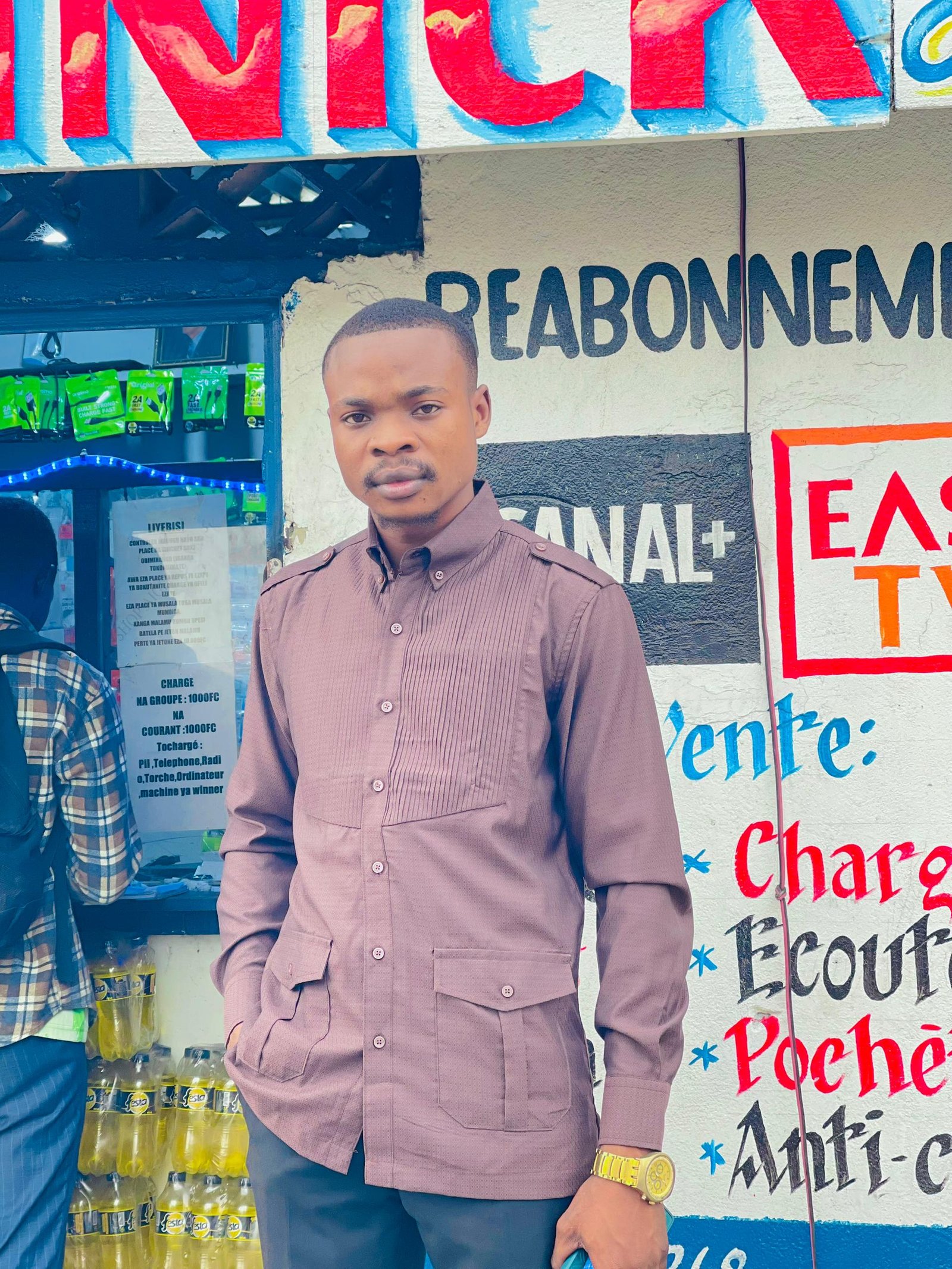 Yannick Izanwe Profile Picture
